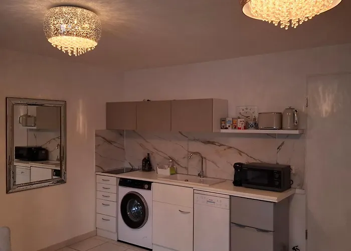 Apartroom Muenchen-ost Berg-am-laim * Munique